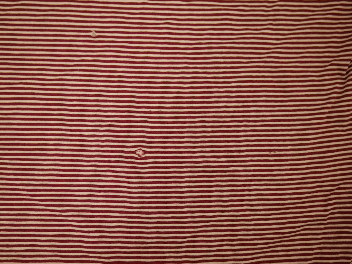 Single Jersey Stripe - Claret/White 1.55 Metre Remnant