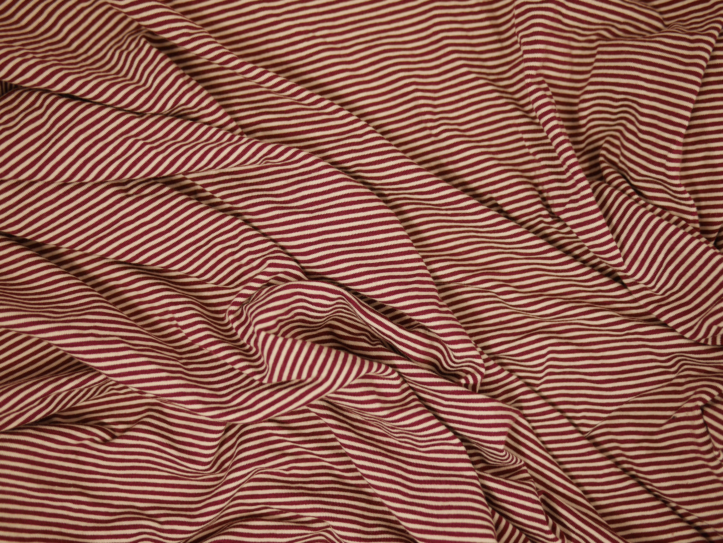 Single Jersey Stripe - Claret/White 1.55 Metre Remnant