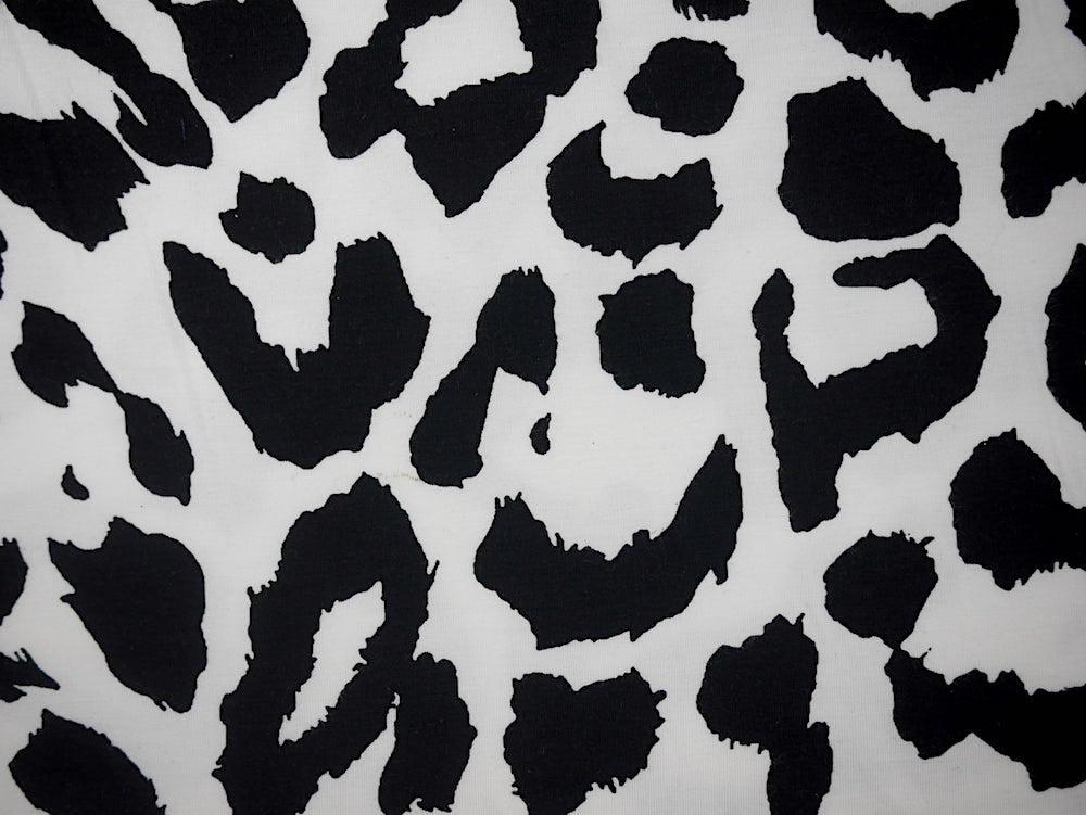 Single Jersey Printed Fabric - Black Leopard Print