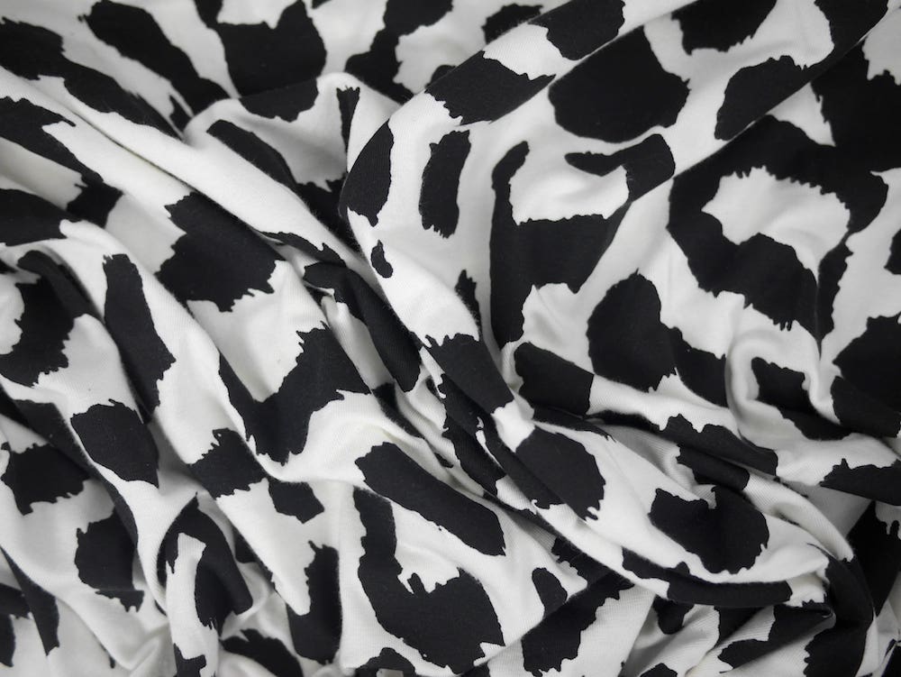 Single Jersey Printed Fabric - Black Leopard Print
