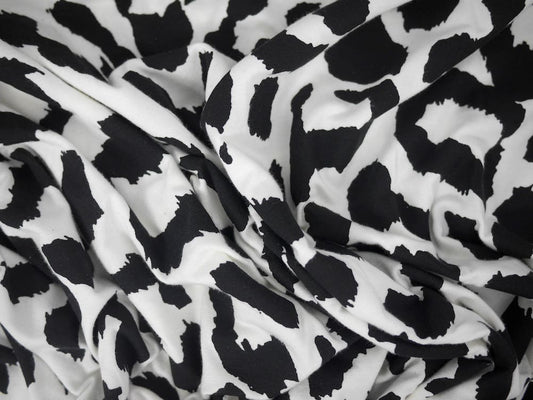 Single Jersey Printed Fabric - Black Leopard Print