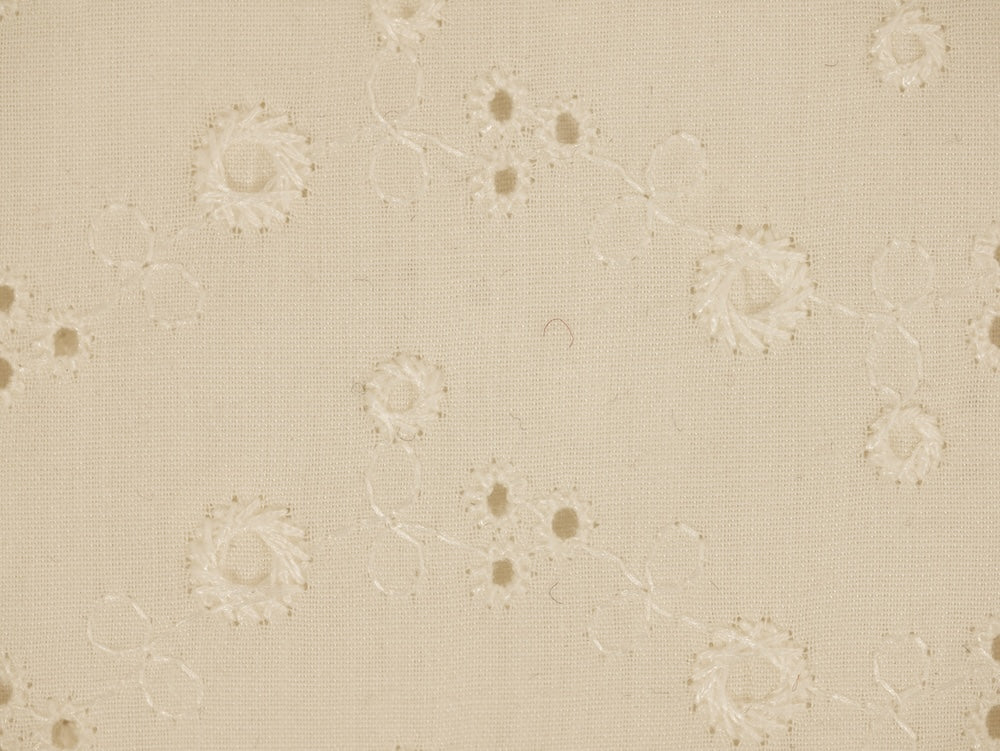 Cream Floral Broderie Anglaise Fabric - 1 Metre Remnant