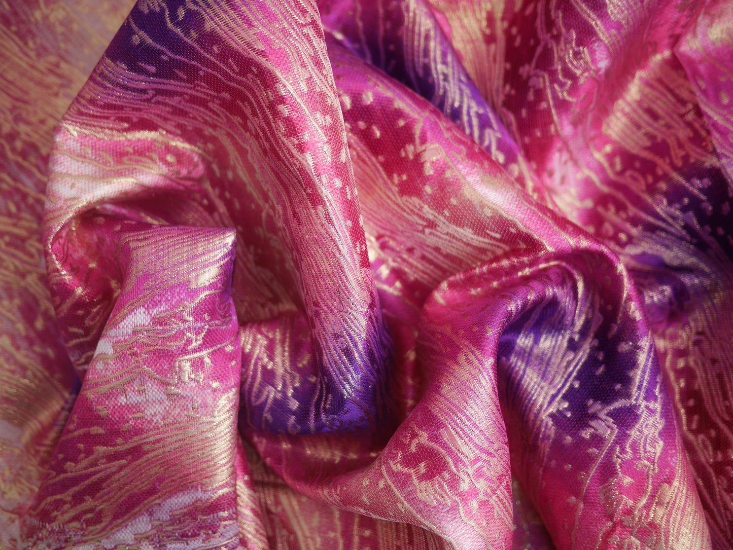 Woven Jacquard Mix - Pink Sunset 2.35 Metre Remnant