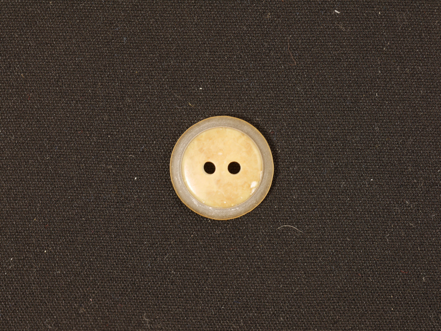 15mm 2 Hole Button