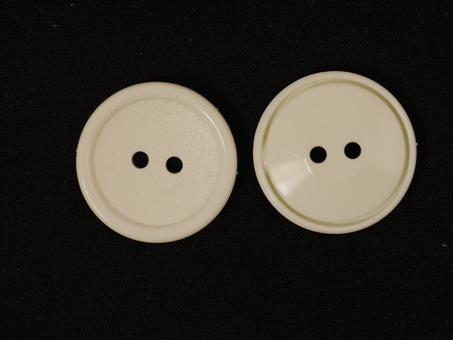23mm Ivory 2 Hole Button