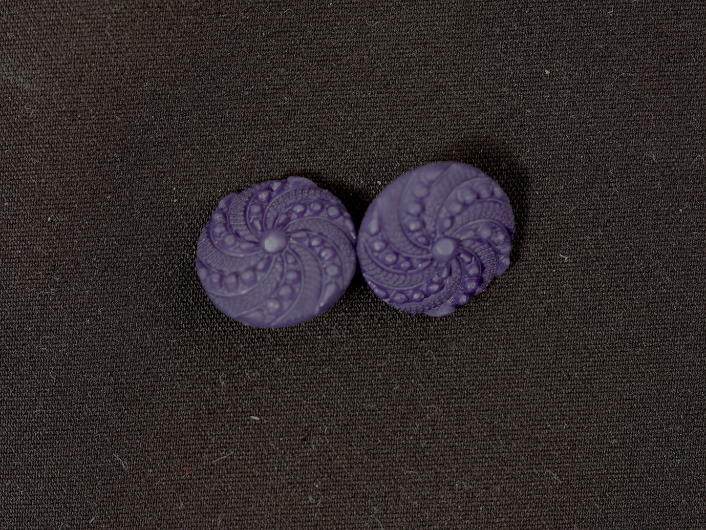 15mm Plastic Purple Shank Button