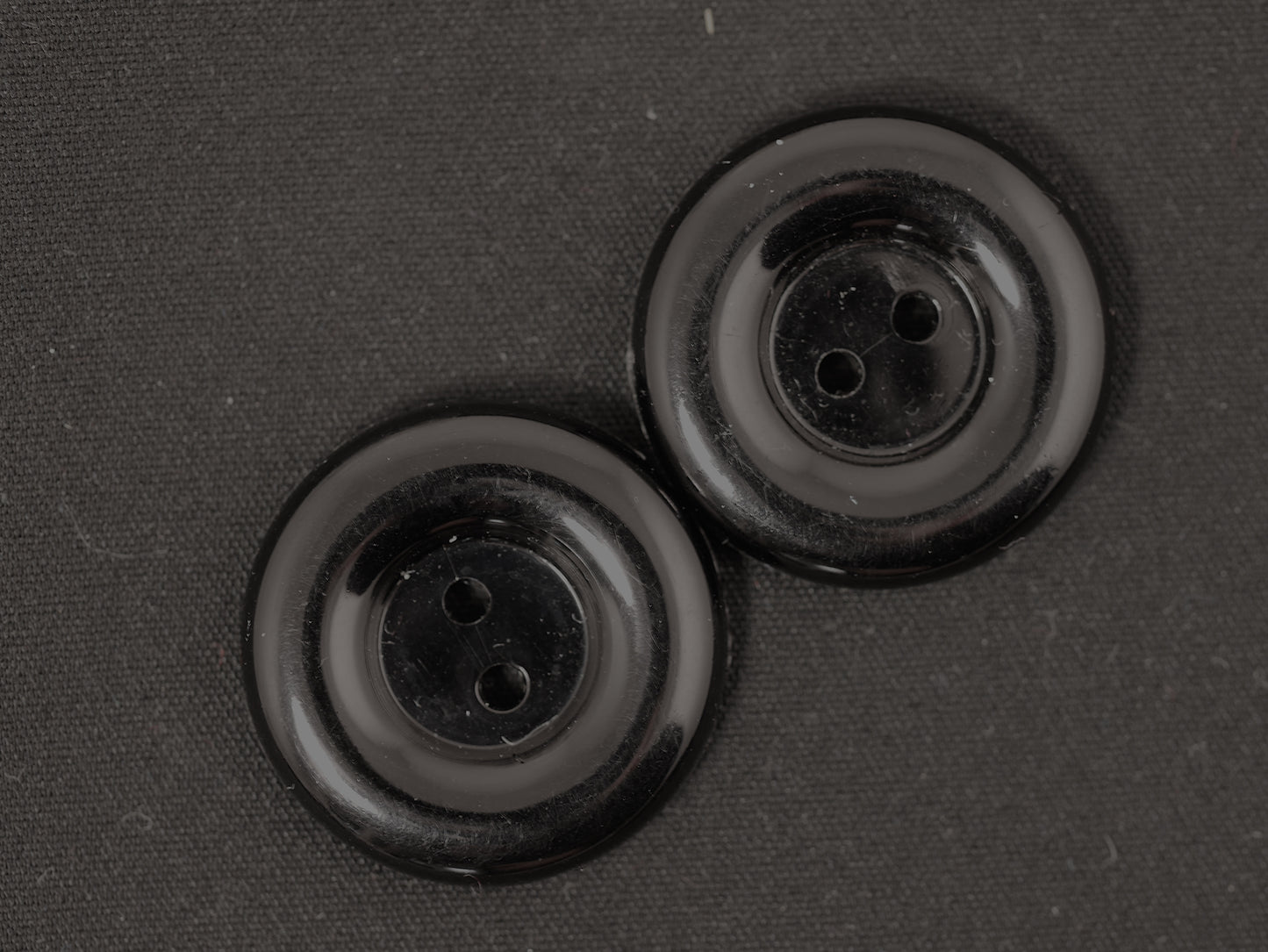 25mm Black Plastic Buttons