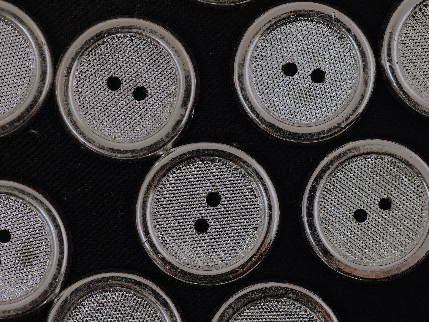 22mm Silver Thick Rim 4 Hole Button