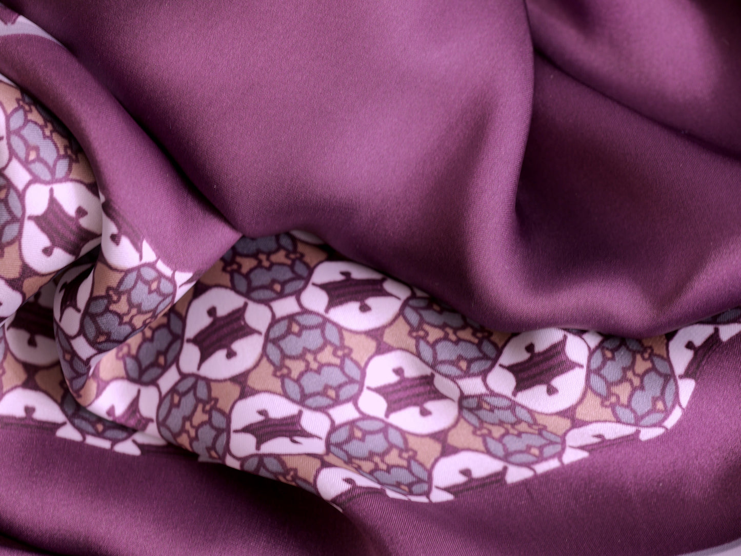 Polyester Satin Border Print