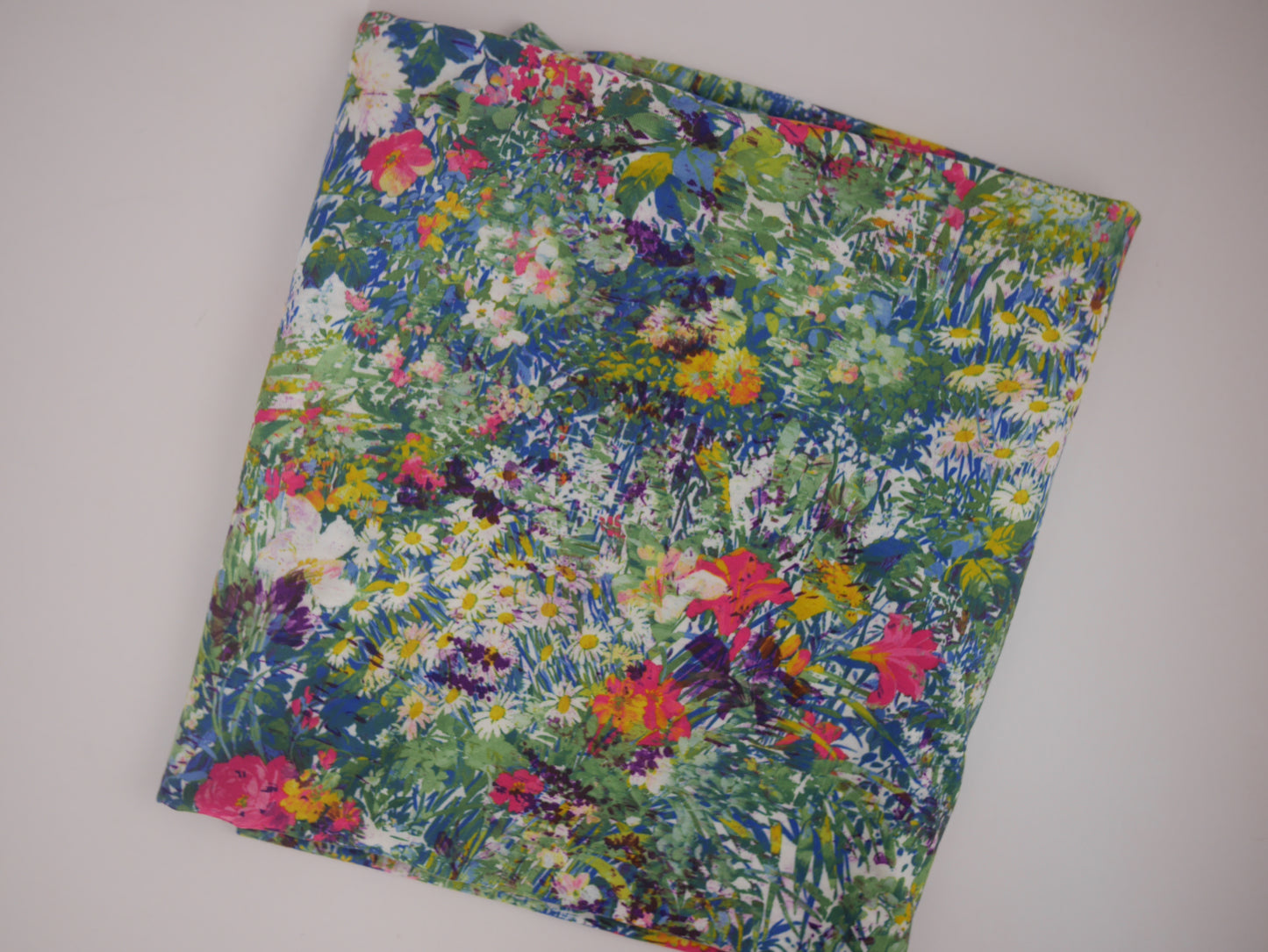 Printed Spun Polyester - Summer Flowers 0.40 Metre Remnant