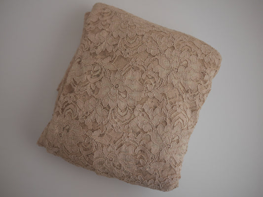 100% Viscose Scalloped Edge Lace - Blush Pink 2.75 Metre Remnant
