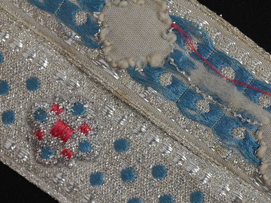 30mm Metallic Silver Patterned Ribbon