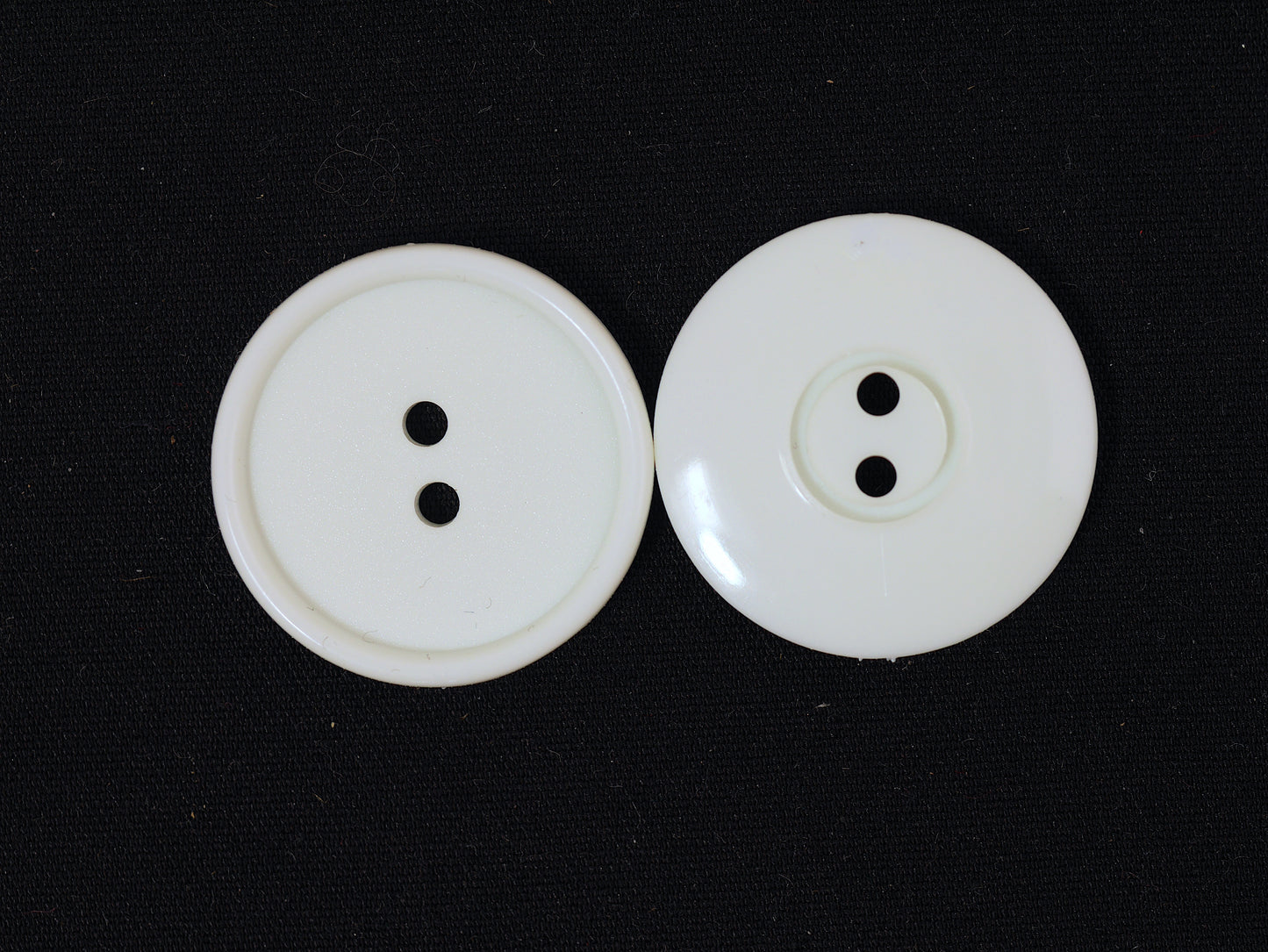 23mm White 2 Hole ridge Button