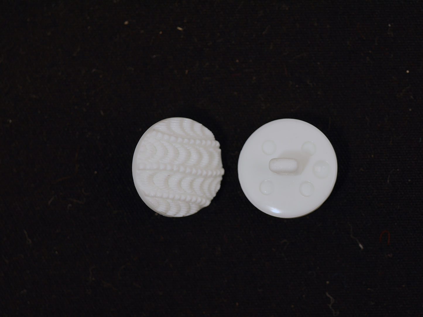 15mm Textured White Shank Button