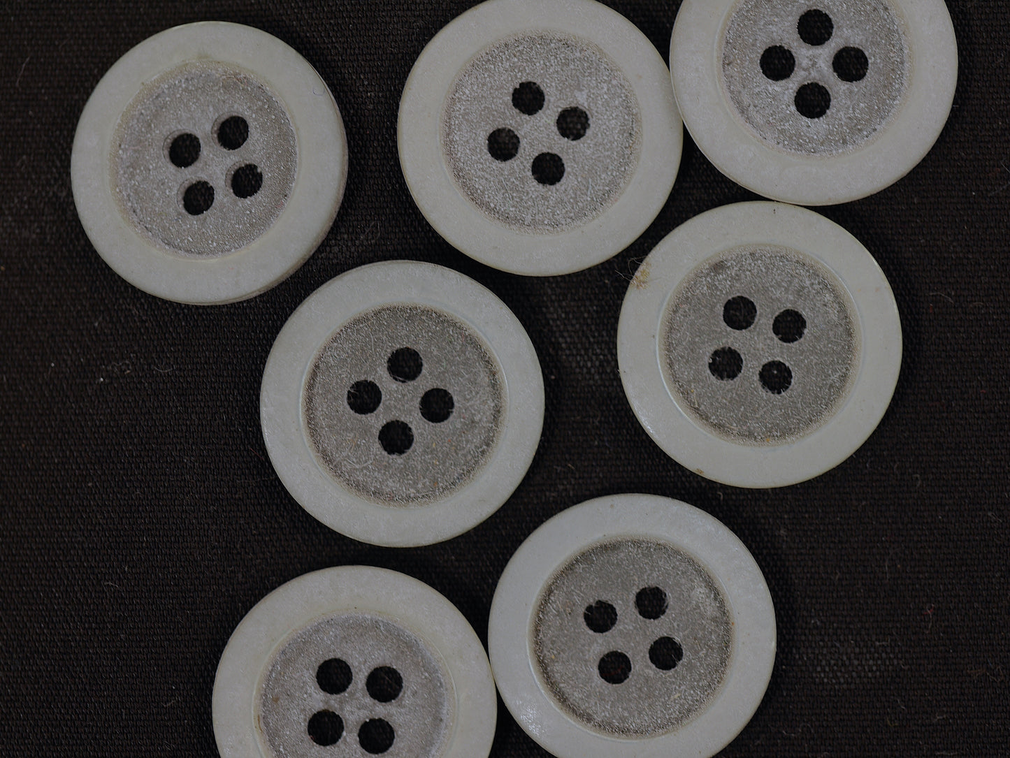 19mm Grey Rim Button