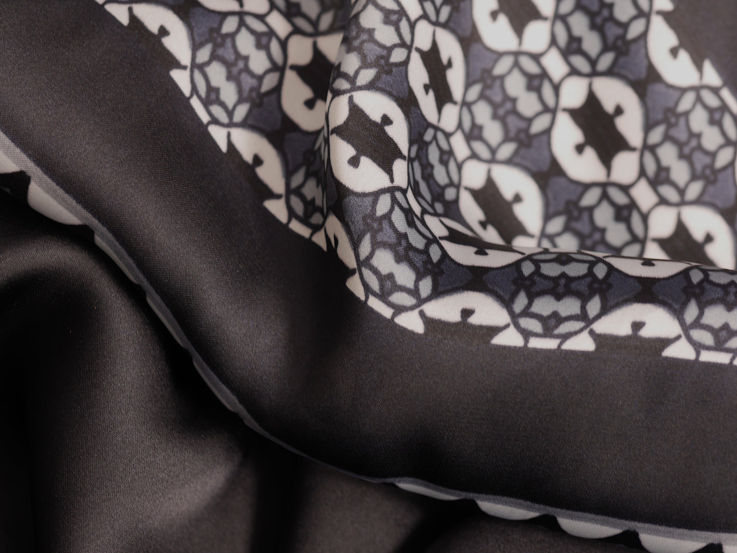 Polyester Satin Border Print