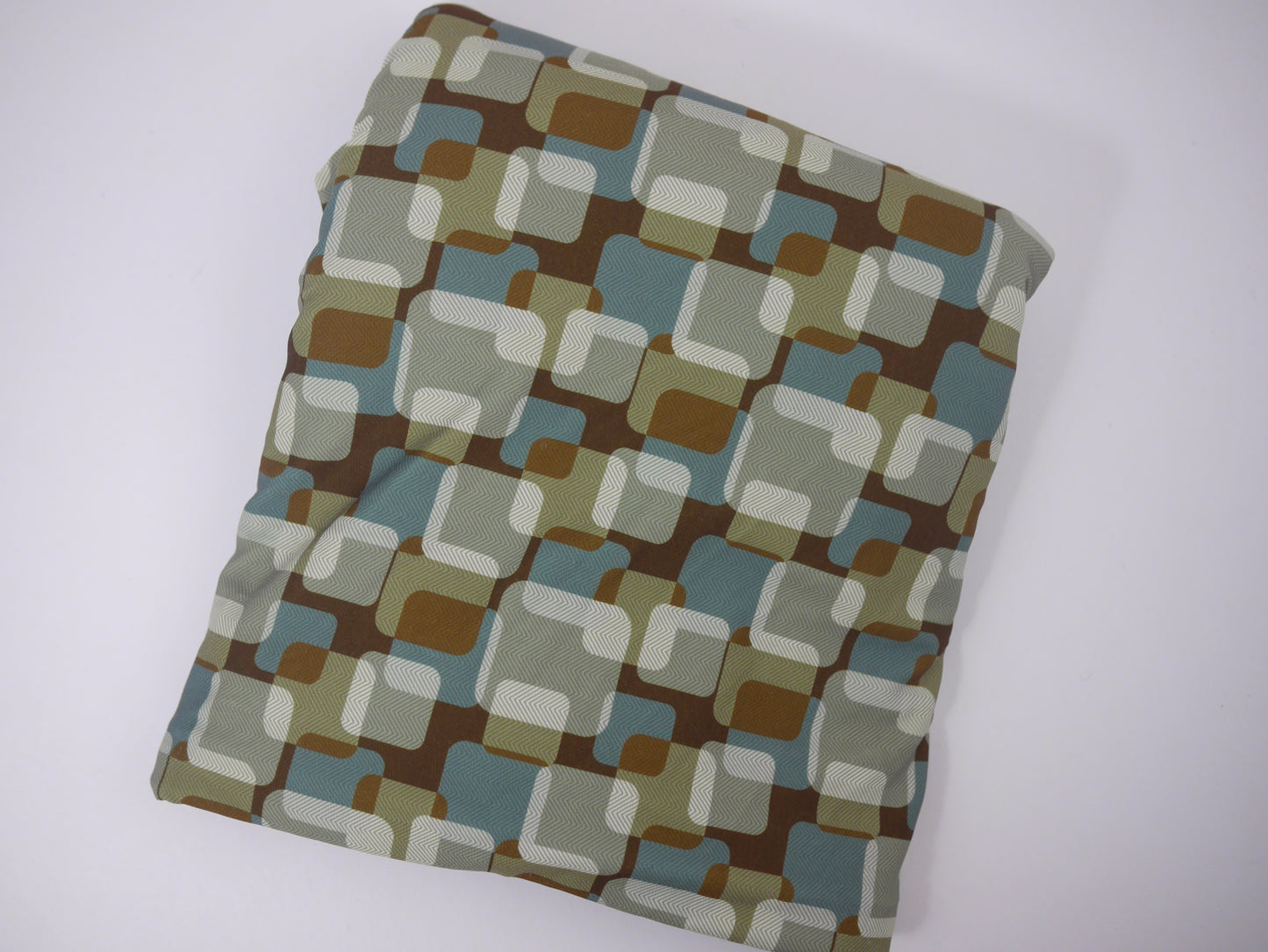 Recycled Soft Spun Polyester - Retro Squares 2.4 Metre Remnant