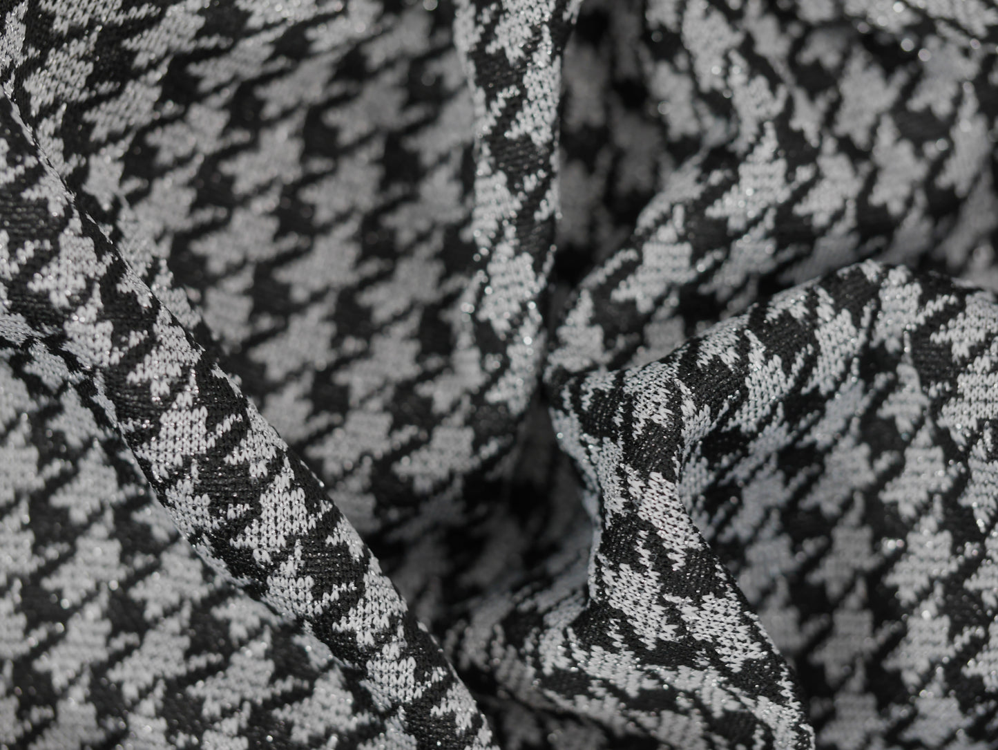 Metallic Jersey Jacquard - Silver Dogtooth 2 Metre Remnant