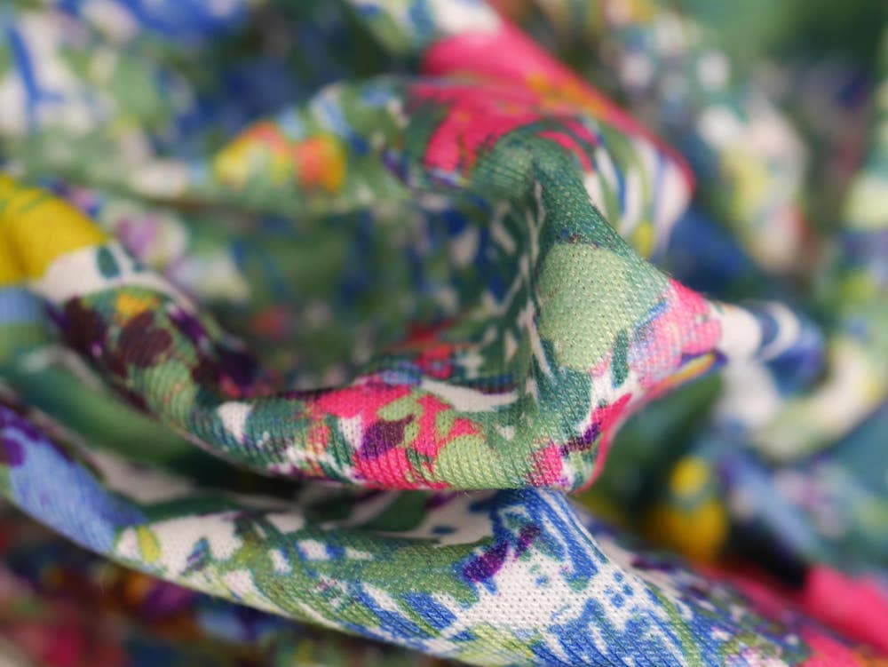 Printed Spun Polyester - Summer Flowers 0.40 Metre Remnant